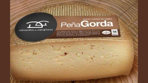 Queso Peña Gorda curado de cabra Fotografía de un queso Peña Gorda curado de cabra