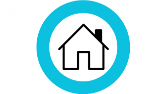 icono de línea negra de una casa dentro de círculo azul