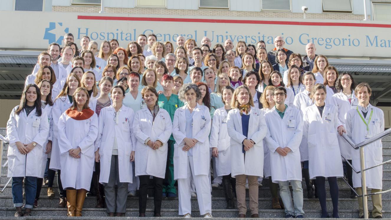 Foto del equipo completo de profesionales del Servicio de Farmacia Hospitalaria