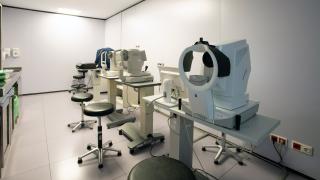 Instrumentos de Oftalmología en la consulta