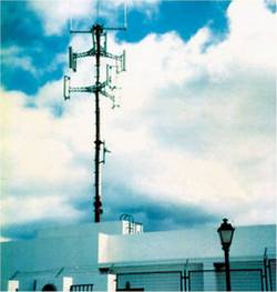 Torre de antenas de telefonía móvil