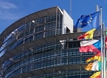 parlamento banderas UE