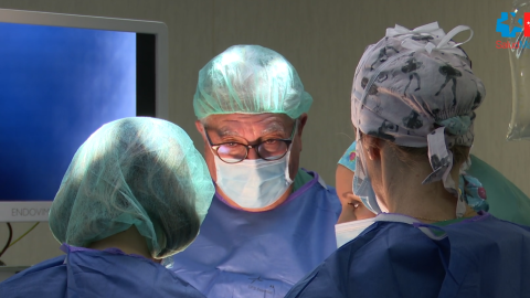 cirugía bariátrica profesionales sanitarios realizando una cirugía bariátrica