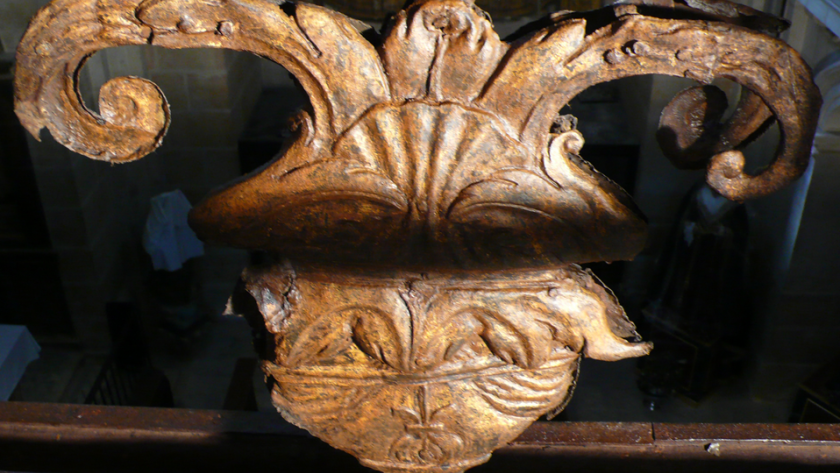 Reja de la capilla de la Anunciación o de Hernán López de Segovia Reja de la capilla de la Anunciación o de Hernán López de Segovia