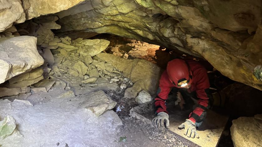 La Comunidad de Madrid realiza un simulacro de rescate de personas atrapadas en una cueva para mejorar la respuesta ante estos sucesos Simulacro de rescate en cueva