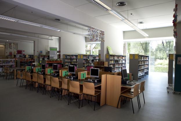 Biblioteca María Moliner (Villaverde) Biblioteca María Moliner (Villaverde)