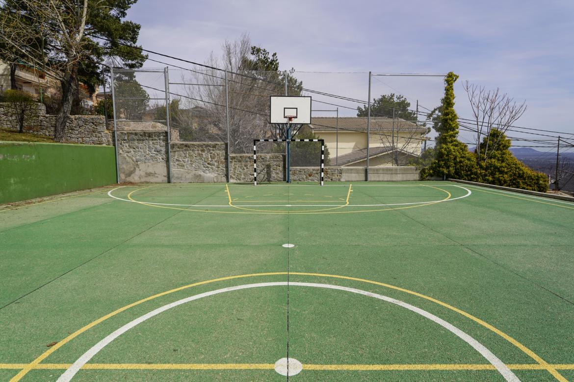 San Lorenzo de El Escorial estrena una nueva pista de agility en