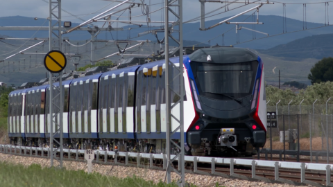tren automático La Comunidad de Madrid inicia las pruebas del primer tren automático que circulará en la Línea 6 de Metro