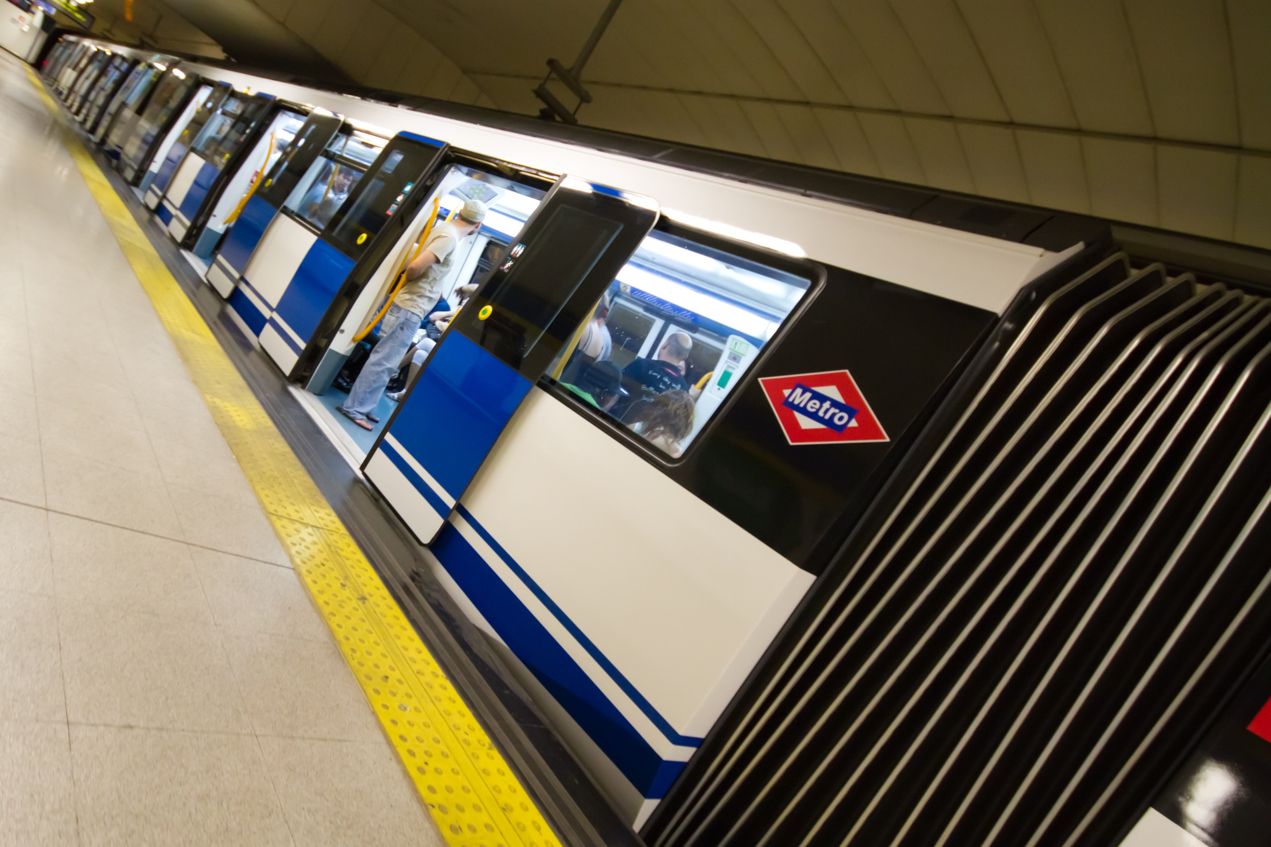 Servicios mínimos de trenes de Metro de hasta el 61% para los paros  convocados del 20 al 23 de mayo | Comunidad de Madrid