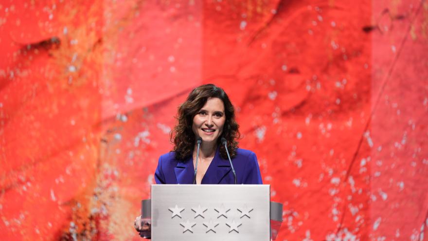 La presidenta durante la entrega de los premios