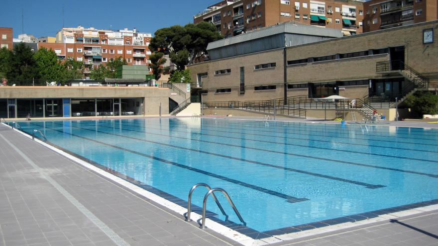 PISCINA DE VERANO