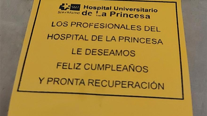 Tarjeta de felicitación de cumpleaños en el Hospital de La Princesa