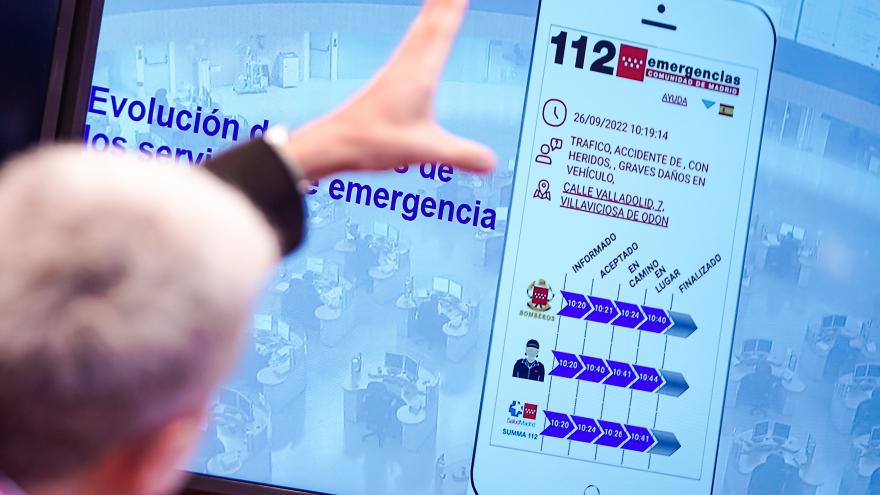 Le muestran al consejero el SMS