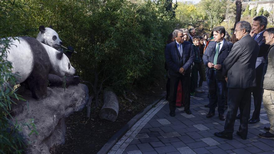 El vicepresidente y consejero de Educación y Universidades ha asistido hoy a uno de los talleres organizados del 7 al 20 de noviembre