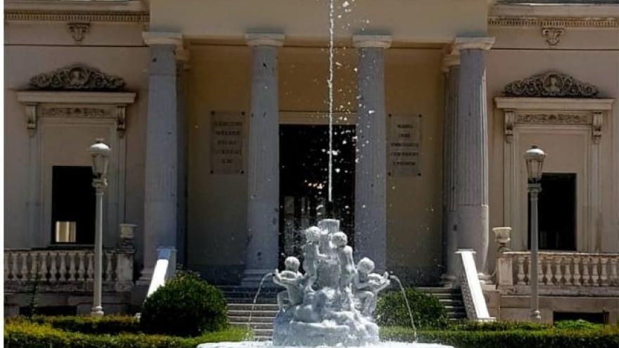 fountain and palace