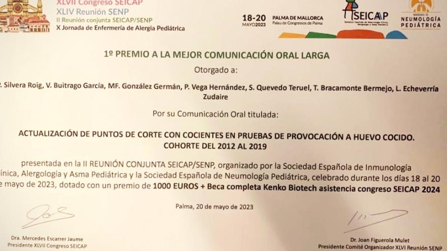 primer y segundo premio por estudios sobre alergia al huevo y manejo de autoinyectores de adrenalina