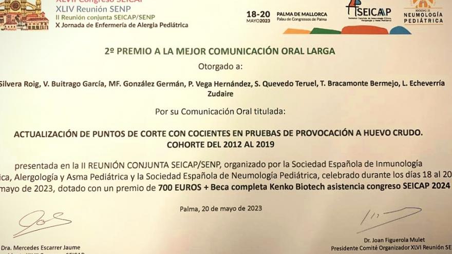 primer y segundo premio por estudios sobre alergia al huevo y manejo de autoinyectores de adrenalina