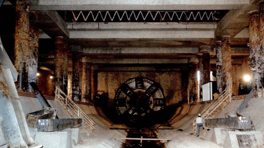 Cale de la tuneladora en la estación de Canillas