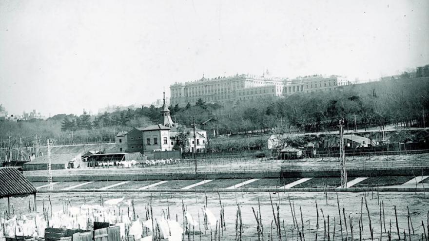 Hermitage of the Virgin of the Port. Madrid. (Regional Archive of the Community of Madrid).