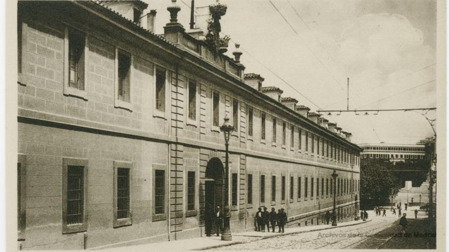 Caballerizas Reales. Madrid  (Archivo Regional de la Comunidad de Madrid).