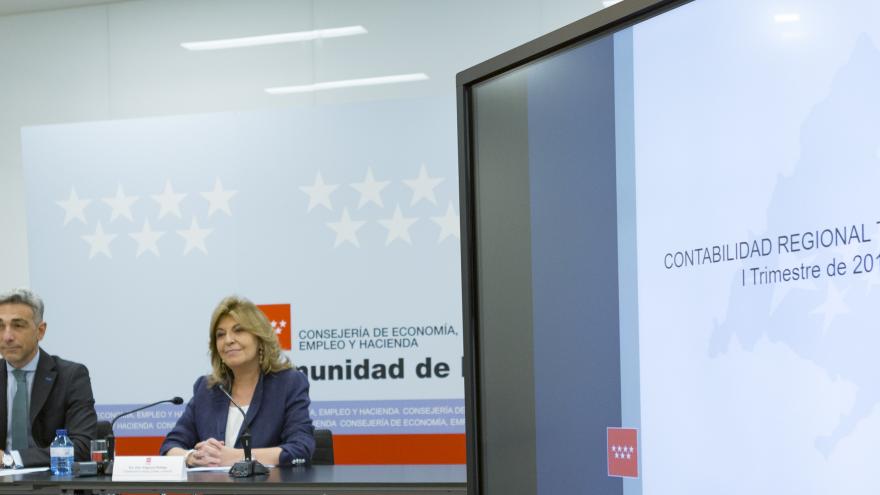 la consejera de Economía, Empleo y Hacienda, Engracia Hidalgo, presentando los datos de Contabilidad Regional Trimestral correspondientes al primer trimestre de 2019 