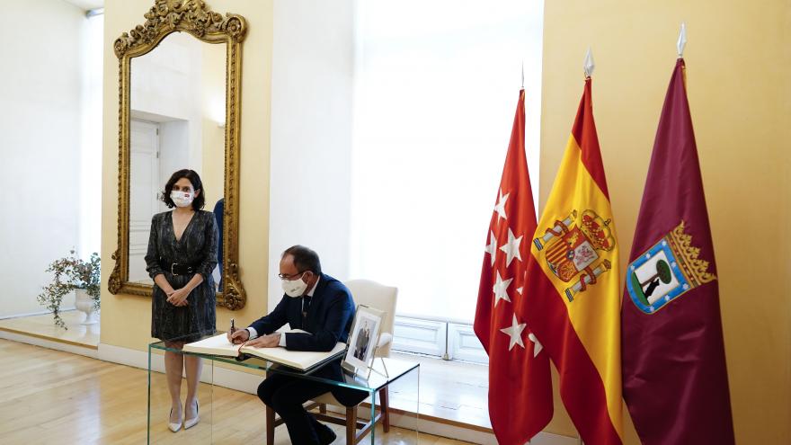 Isabel Díaz Ayuso se reúne con el embajador de España ante la UNESCO
