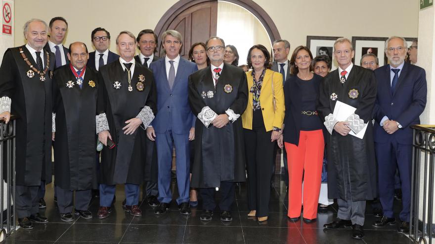 El presidente de la Comunidad de Madrid, Ángel Garrido, ha asistido hoy al acto solemne de apertura del Año Judicial de la Comunidad de Madrid, en el que ha estado acompañado por la consejera de Justicia, Yolanda Ibarrola.