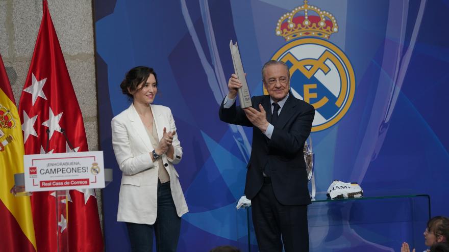 La presidenta Isabel Díaz Ayuso durante la recepción en la Real Casa de Correos de los jugadores, cuerpo técnico y directiva del Real Madrid