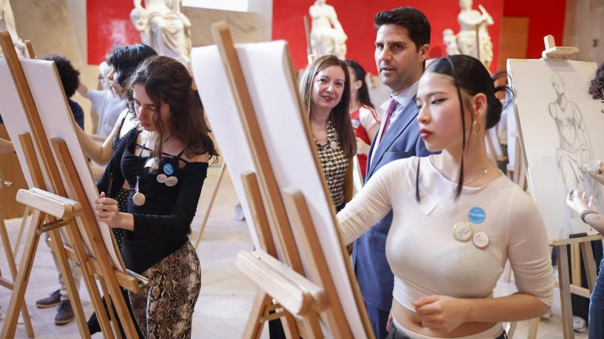 El consejero Emilio Viciana en el Museo Nacional del Prado