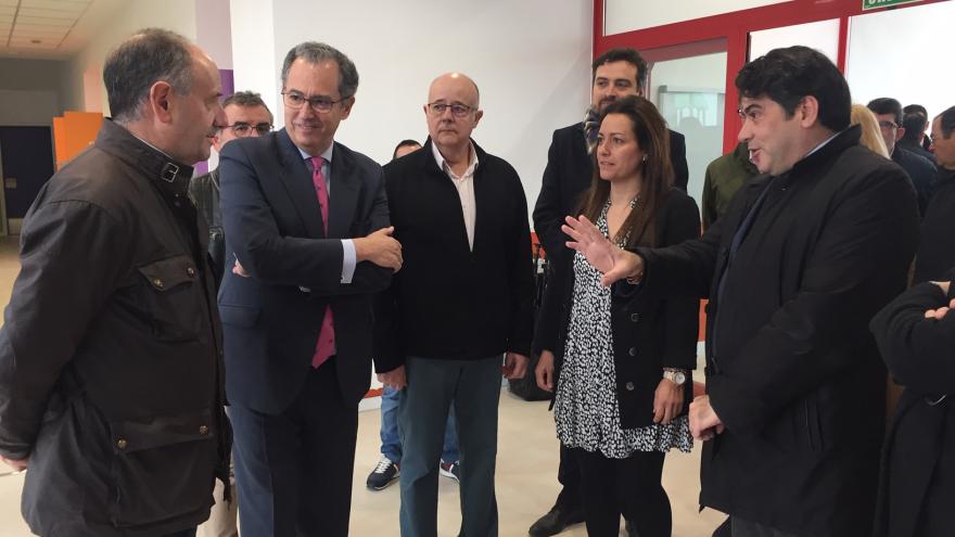 Los consejeros de Educación y Juventud y Vivienda y Administración Local han visitado hoy sus instalaciones 