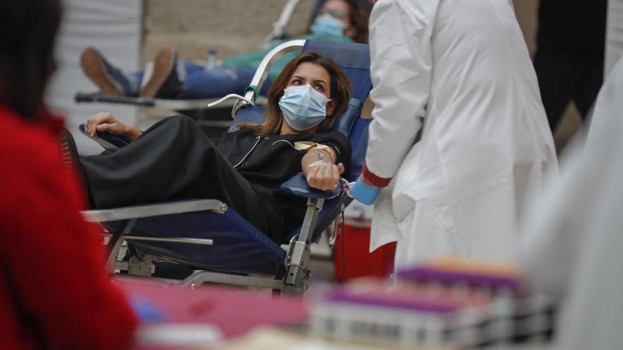 Donación de sangre en la Real Casa de Correos