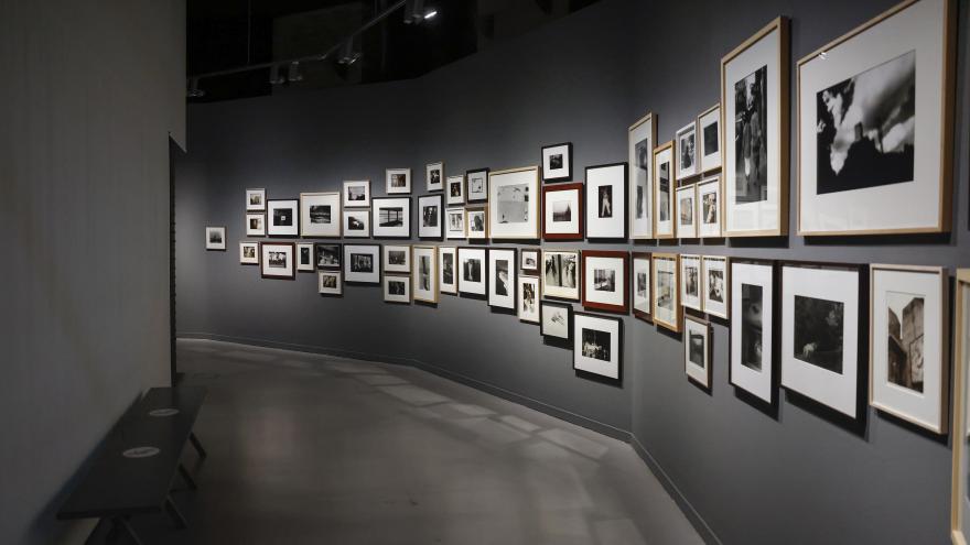 Muchas de las fotografías de la exposición