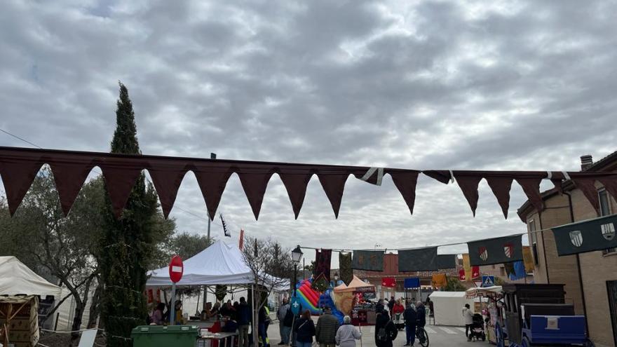 Feria por la calles de Fresno de Torote