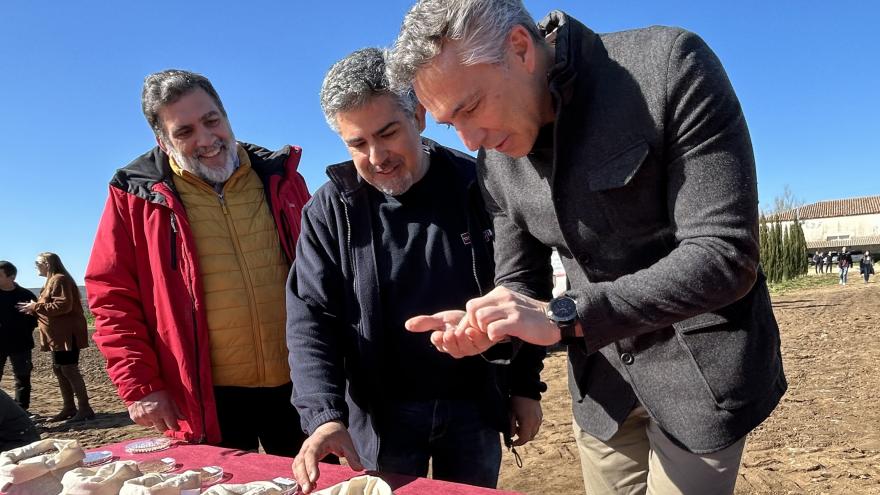 El consejero Carlos Novillo en la Finca La Chimenea