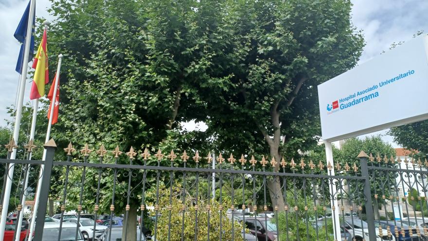Fachada parking Hospital  Asociado Universitario Guadarrama