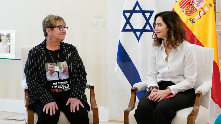 Isabel Díaz Ayuso con Clara Marman