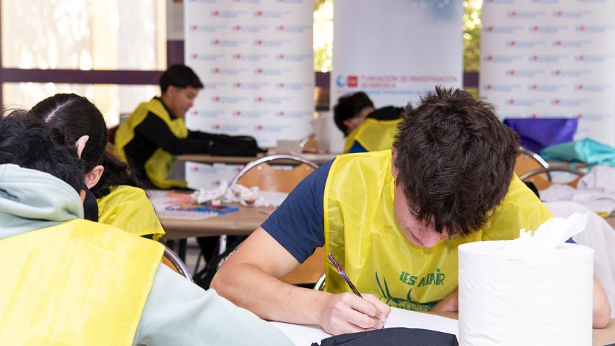 Concurso de pintura rápida del Hospital  Los participantes tienen 2 horas para pintar