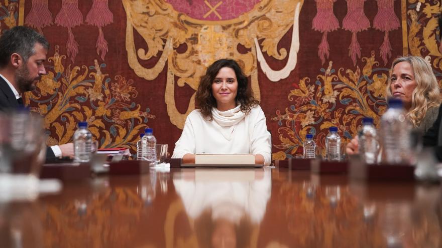 La presidenta en la reunión del consejo