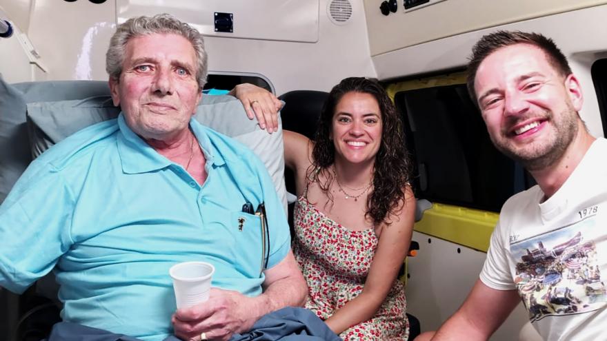 Paciente de paliativos de viaje a Sevilla