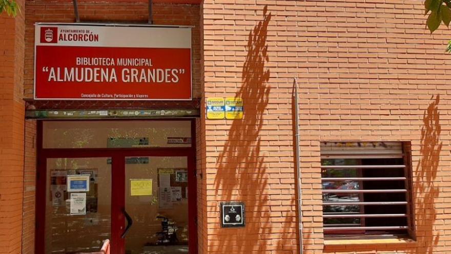 Imagen exterior Biblioteca Almudena Grandes de Alcorcón