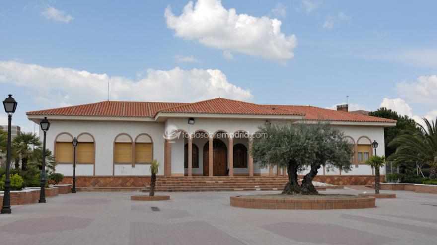 Exterior Casa de la Cultura de Griñon