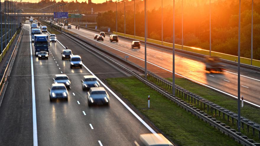 Atardecer autopista