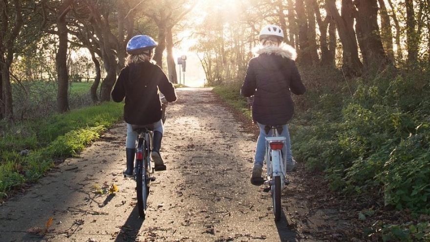 Foto niñas ciclistas