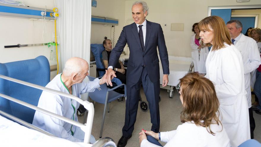 El consejero de Sanidad ha visitado hoy este centro sanitario de la Comunidad de Madrid, que celebra su centenario
