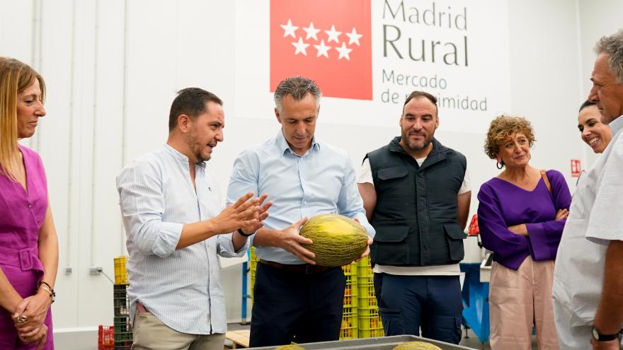 Carlos Novillo visita el centro pionero Madrid Rural