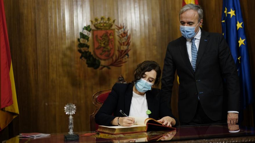 Díaz Ayuso se reúne con el alcalde de Zaragoza y destaca el papel del municipalismo durante la pandemia