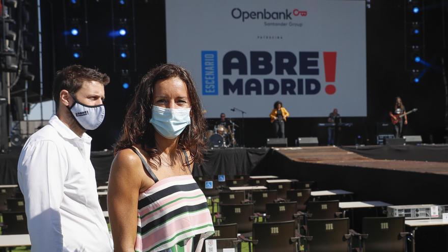 María Eugenia Carballedo visita "Abre Madrid" en IFEMA