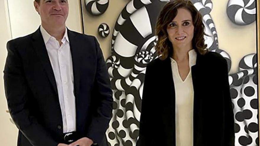 Isabel Díaz Ayuso durante la reunión con el presidente del Banco Interamericano de Desarrollo