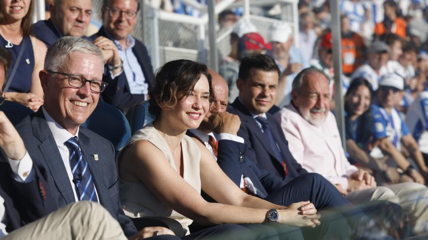 La presidenta Isabel Díaz Ayuso presencia un partido del Club Deportivo Leganés