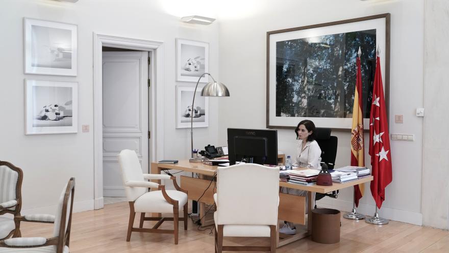 Isabel Díaz Ayuso durante la videoconferencia con Pedro Sánchez